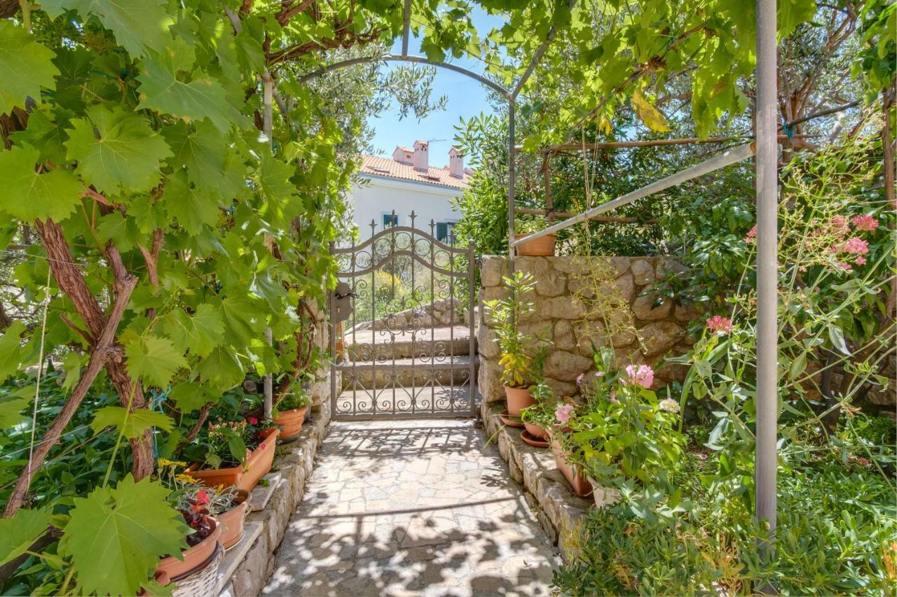 Apartman Anamarija Mali Lošinj Eksteriør bilde